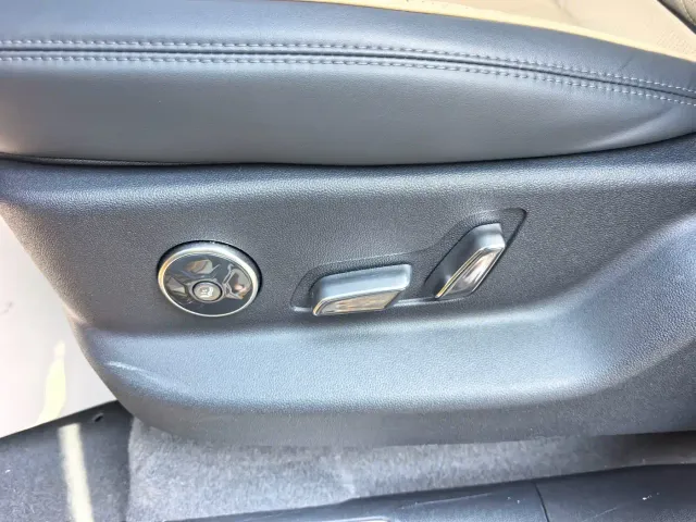 BYD FangChengBao Leopard 5 — Фото автомобиля 6