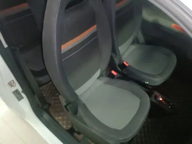 Wuling Hongguang Mini EV — Фото автомобиля 19