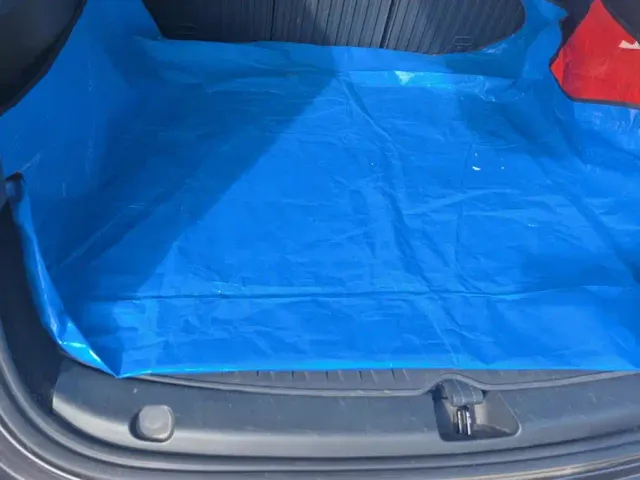 Tesla Model Y — Фото автомобиля 4