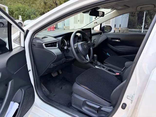 Toyota Corolla — Фото автомобиля 5