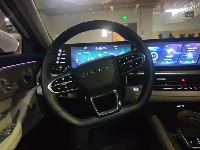 Chery Arrizo 8 — Фото автомобиля 11