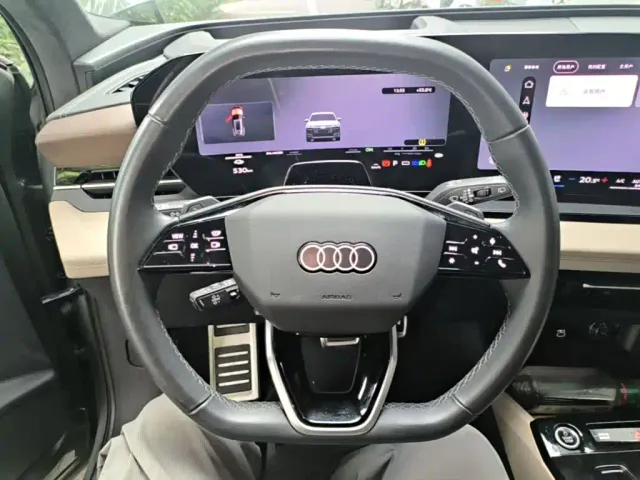 Audi Q6L e-tron — Фото автомобиля 10