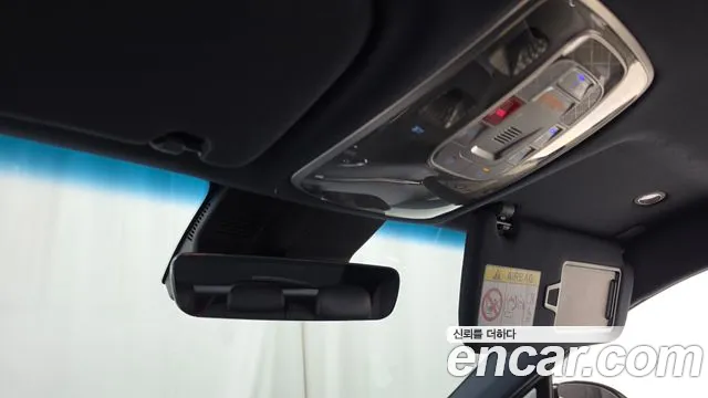 Genesis GV70 2.5T Бензин 2WD — Фото автомобиля 30