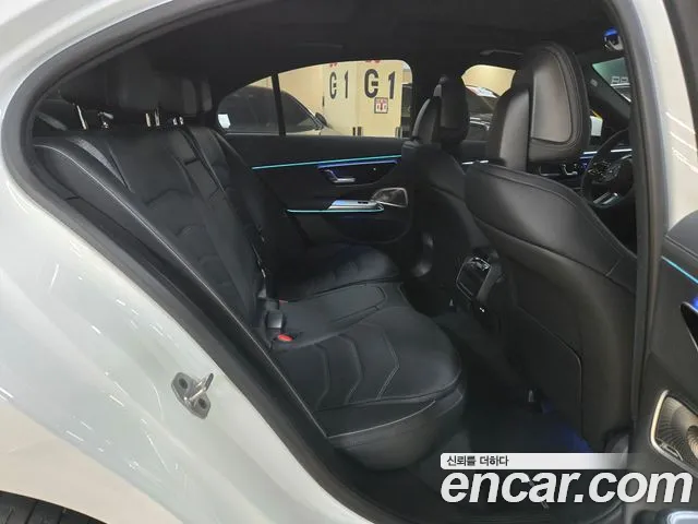 Mercedes-Benz E-Class E-класс W214 — Фото автомобиля 19
