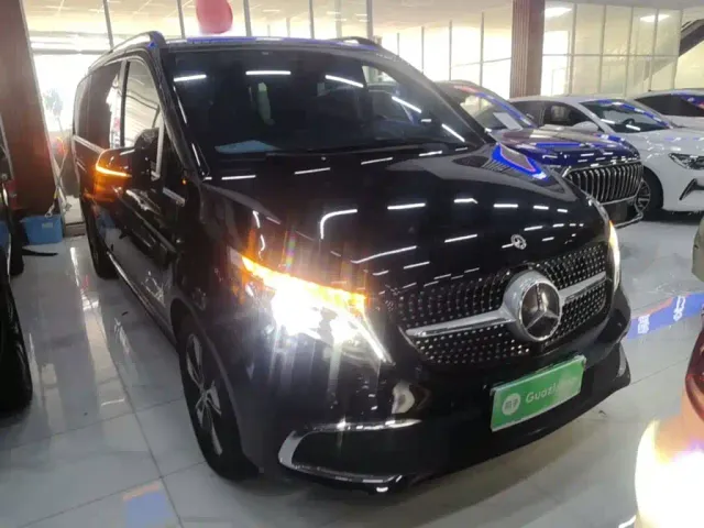 Mercedes-Benz V-Class — Фото автомобиля 21