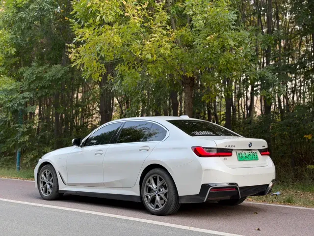 BMW i3 — Фото автомобиля 7