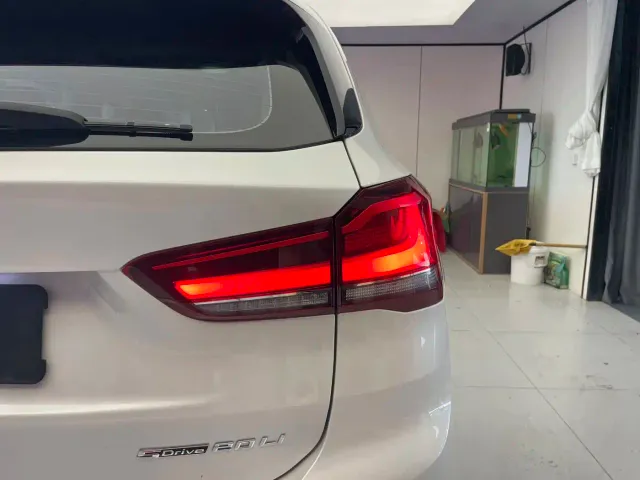 BMW X1 — Фото автомобиля 6