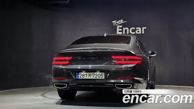 Genesis G80 Бензин 3.5 турбо AWD — Фото автомобиля 4