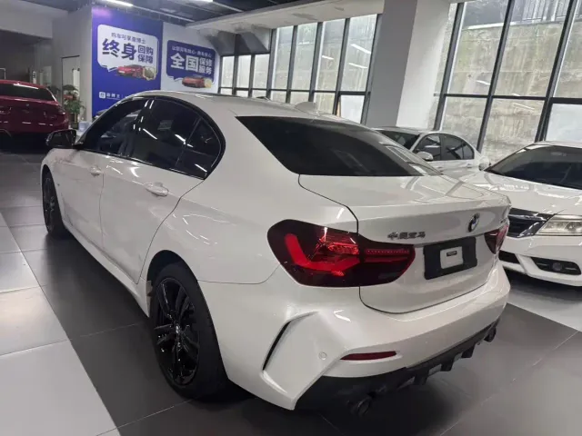 BMW 1 Series — Фото автомобиля 3