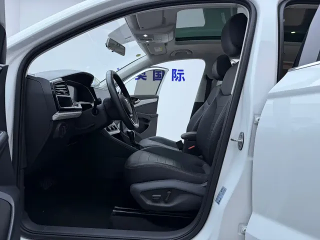 Jetta VS7 — Фото автомобиля 5