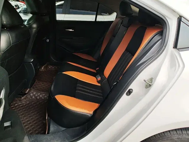 Toyota Corolla — Фото автомобиля 16
