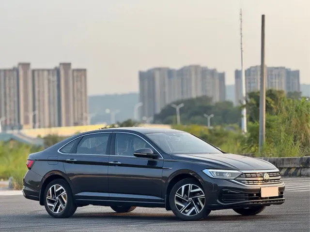Volkswagen Sagitar — Фото автомобиля 3