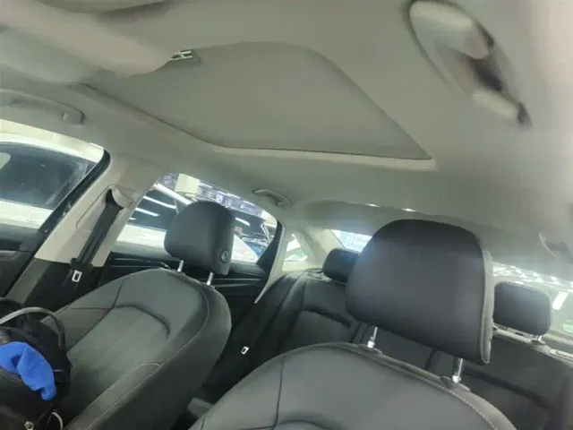 Volkswagen Passat — Фото автомобиля 17