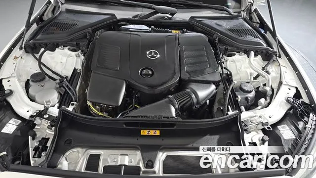 Mercedes-Benz E-Class — Фото автомобиля 6