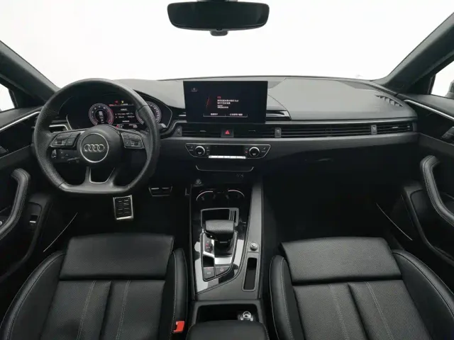 Audi A4L — Фото автомобиля 5