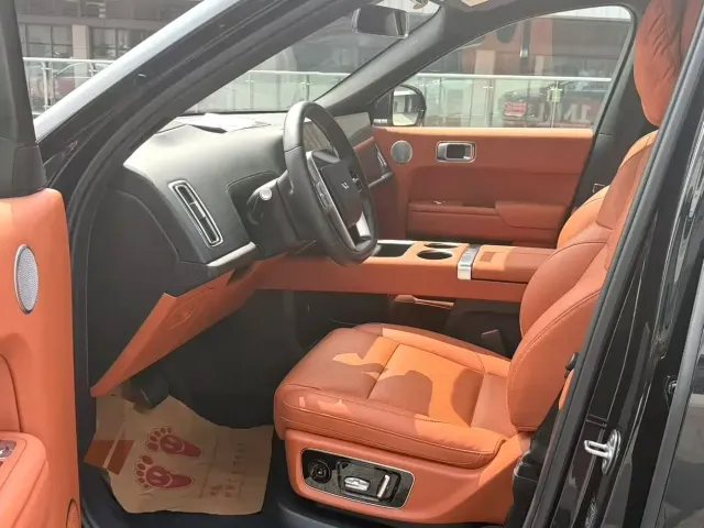 Li Auto Li Xiang L9 2024 Pro — Фото автомобиля 4