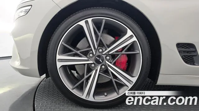 Genesis G70 New — Фото автомобиля 5