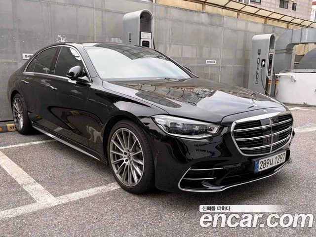 Mercedes-Benz S-Class — Фото автомобиля 16