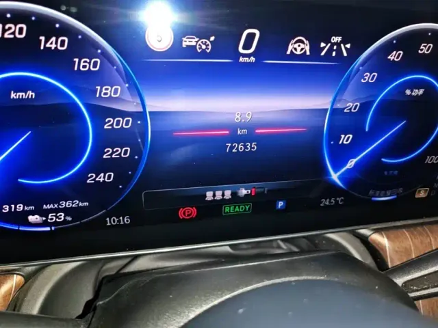 Mercedes-Benz EQE SUV — Фото автомобиля 16
