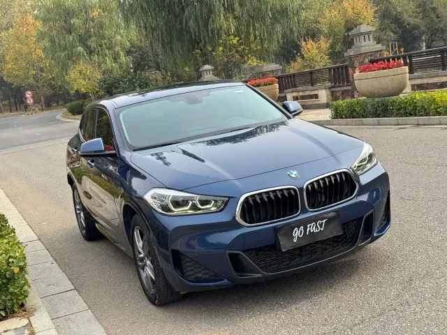 BMW X2 — Фото автомобиля 3