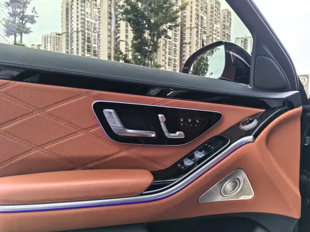 Mercedes-Benz Maybach S-Class — Фото автомобиля 6