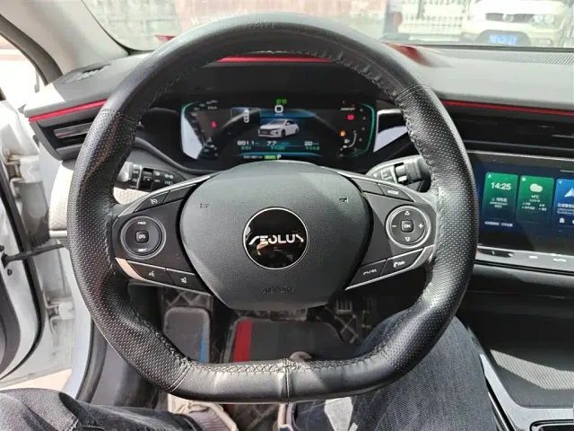 Dongfeng Yixuan MAX — Фото автомобиля 10