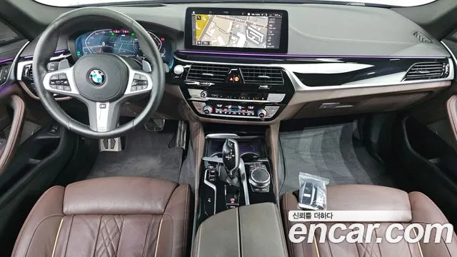 BMW 5 Series G30 — Фото автомобиля 7