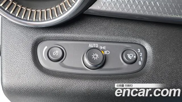 ChevroletGMDaewoo Trax Trax Кроссовер — Фото автомобиля 14