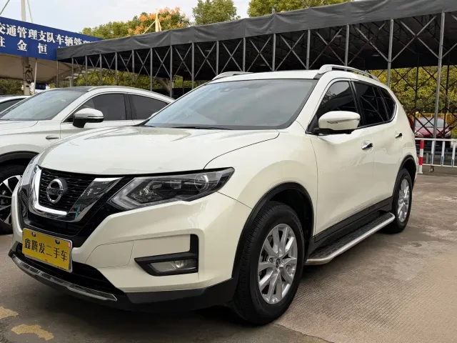 Фотография автомобиля — Nissan X-Trail