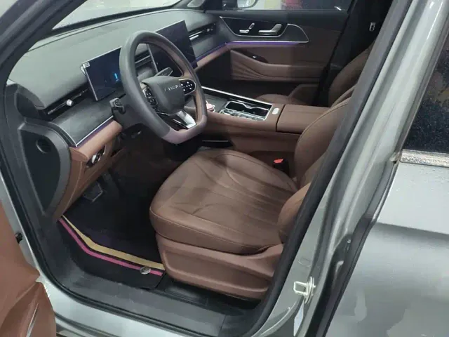 Chery Tiggo 9 — Фото автомобиля 14