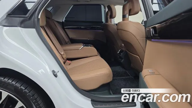 Hyundai Grandeur GN7 — Фото автомобиля 17