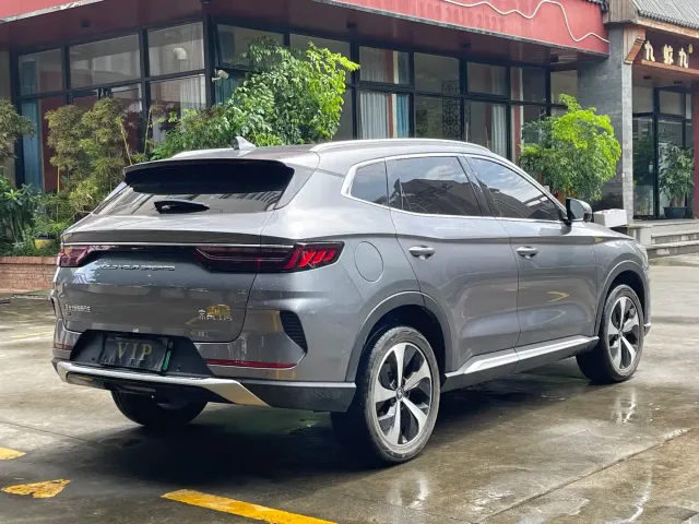 BYD Song PLUS — Фото автомобиля 4