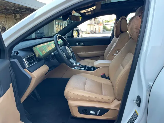 Li Auto ONE — Фото автомобиля 18