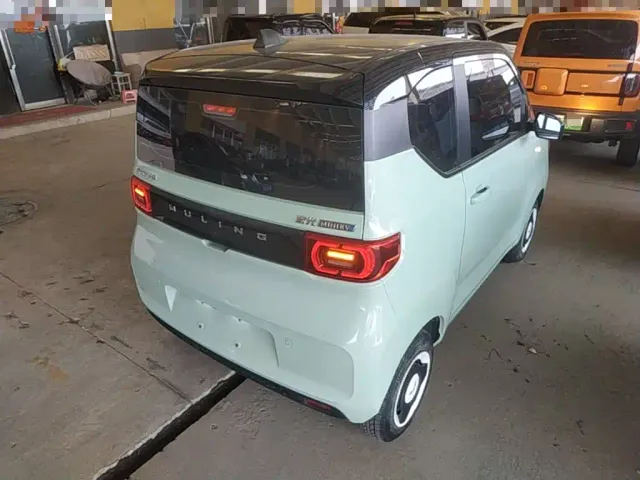 Wuling Hongguang Mini EV — Фото автомобиля 6
