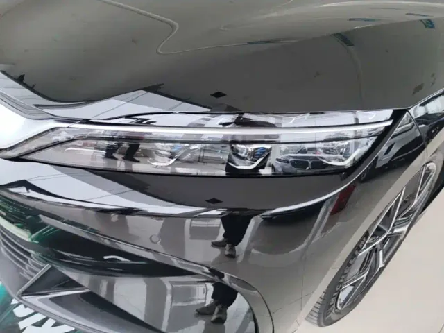 BYD Han — Фото автомобиля 23