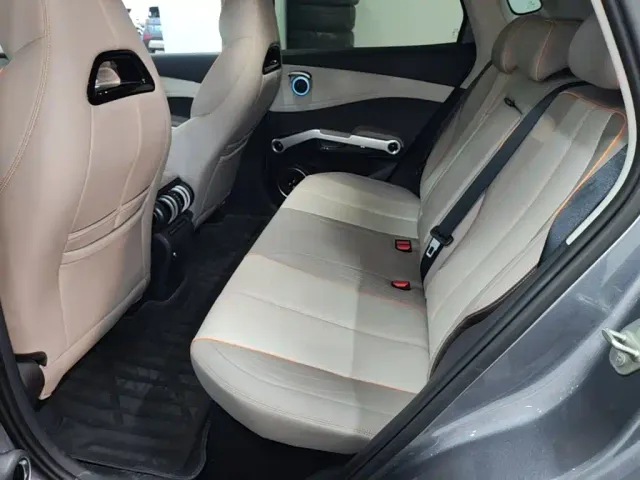 BYD Yuan PLUS — Фото автомобиля 16