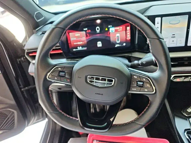 Geely Binrui — Фото автомобиля 10