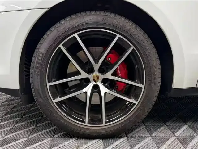Porsche Macan — Фото автомобиля 8