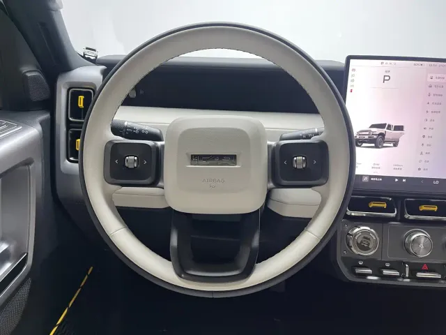 iCAR V23 — Фото автомобиля 12