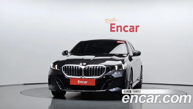 BMW 5 Series G60 — Фото автомобиля 2