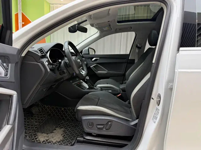 Audi Q3 — Фото автомобиля 4