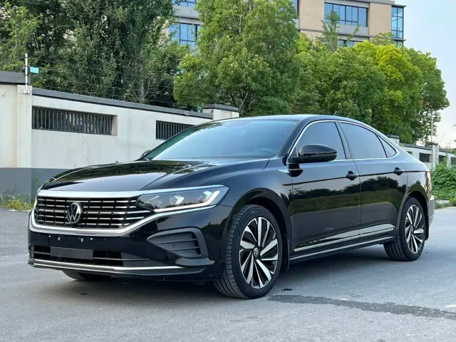 Фотография автомобиля — Volkswagen Passat