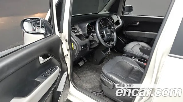 Kia RAY Новый Kia Ray Signature — Фото автомобиля 12