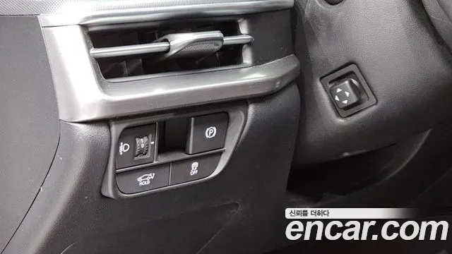 Hyundai Grandeur GN7 — Фото автомобиля 13