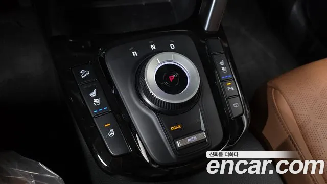 Kia Seltos New — Фото автомобиля 12