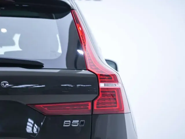 Volvo XC60 — Фото автомобиля 17