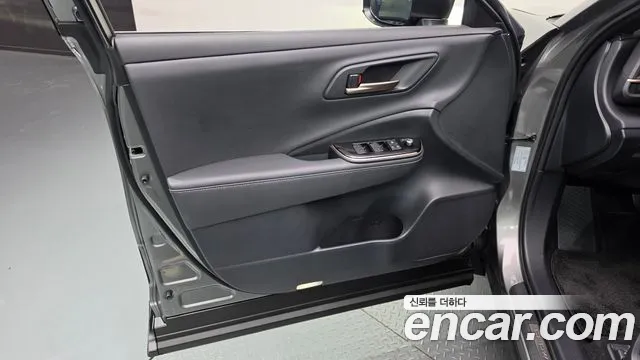 Toyota Crown — Фото автомобиля 13