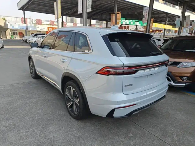 Geely Xingyue L — Фото автомобиля 4
