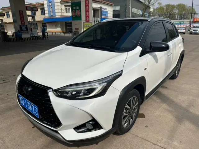 Фотография автомобиля — Toyota YARiS L Zhi Xuan