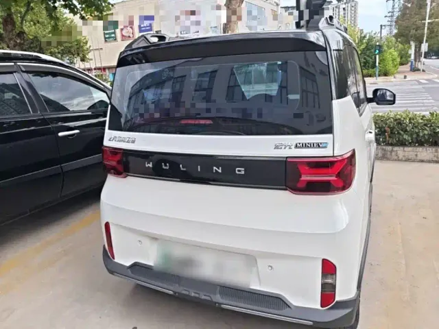 Wuling Hongguang Mini EV — Фото автомобиля 5